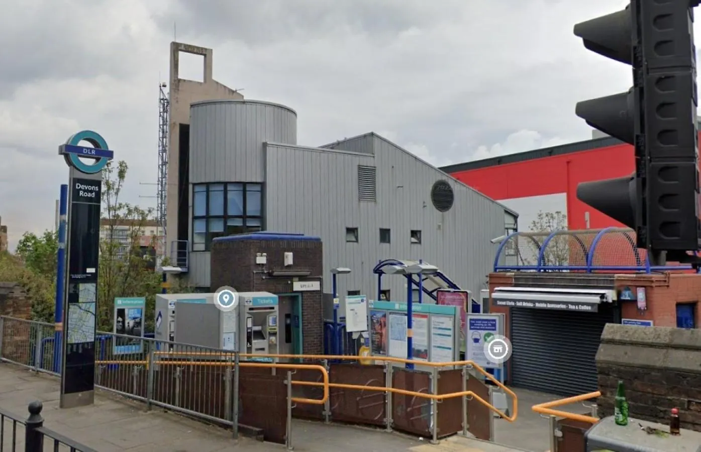 London East Side Wharf Apartment United Kingdom