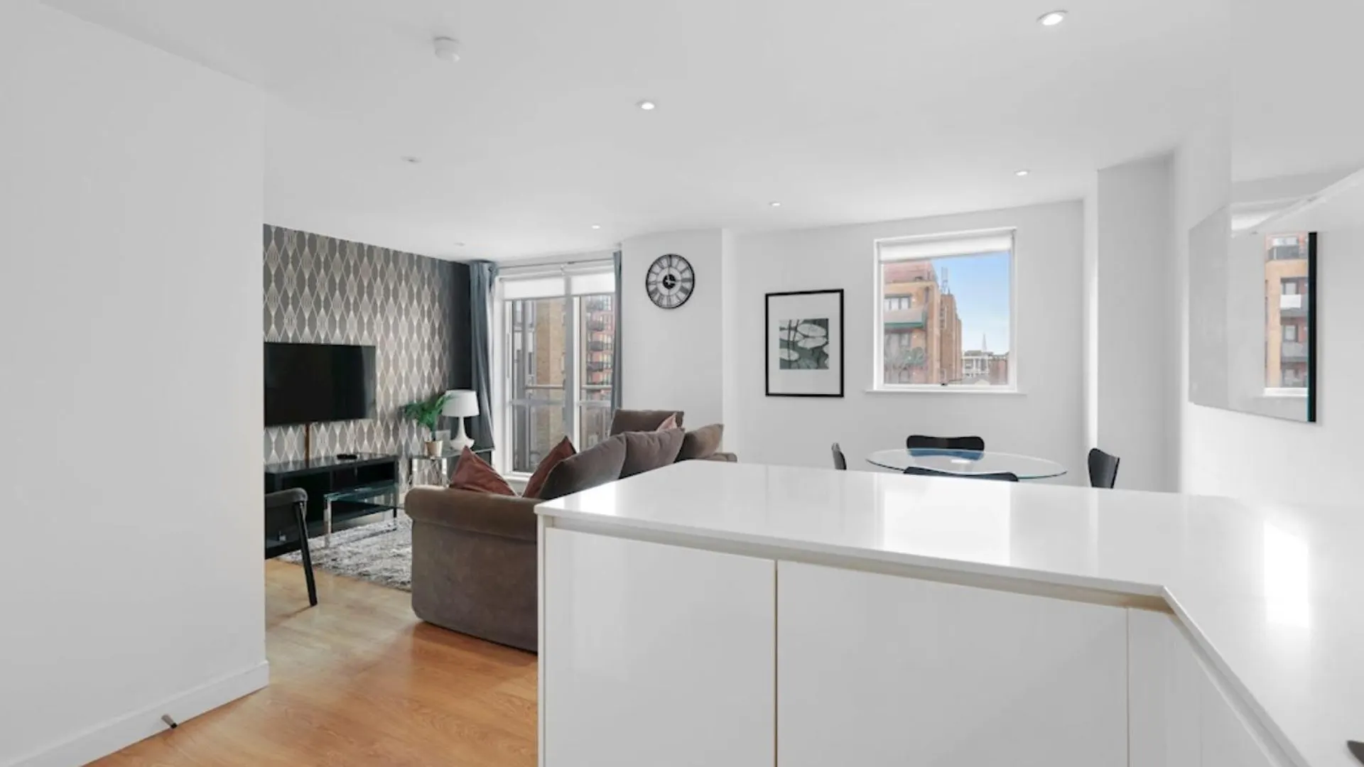 London East Side Wharf Apartment